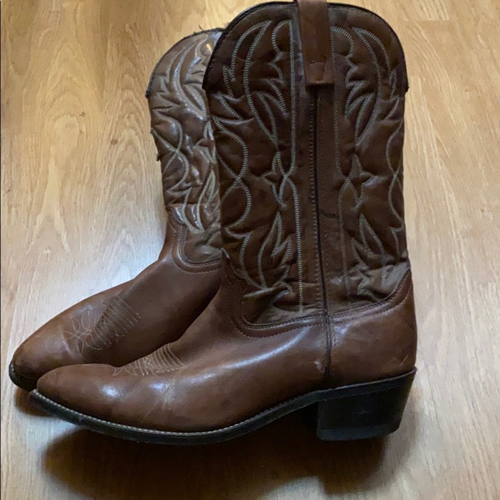Men’s cowboy boots